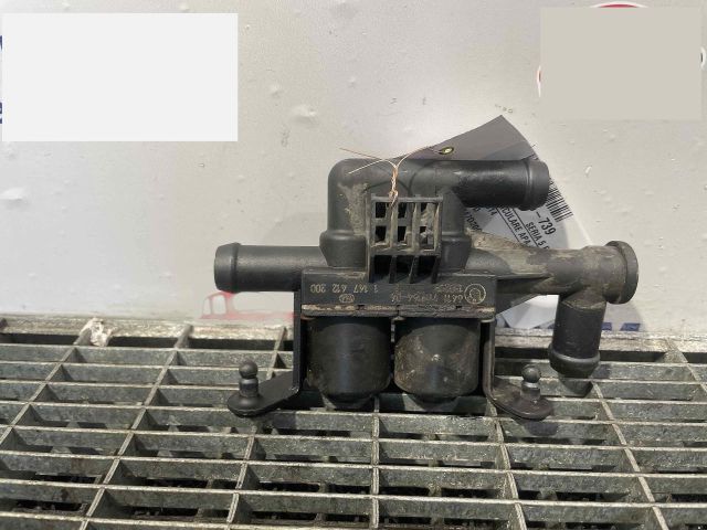 bontott BMW 5 F10 Vízpumpa