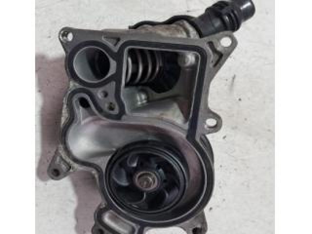 bontott BMW 5 F10 Vízpumpa