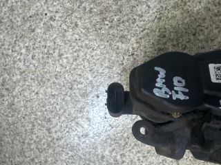 bontott BMW 5 F10 Bal hátsó Féknyereg Munkahengerrel