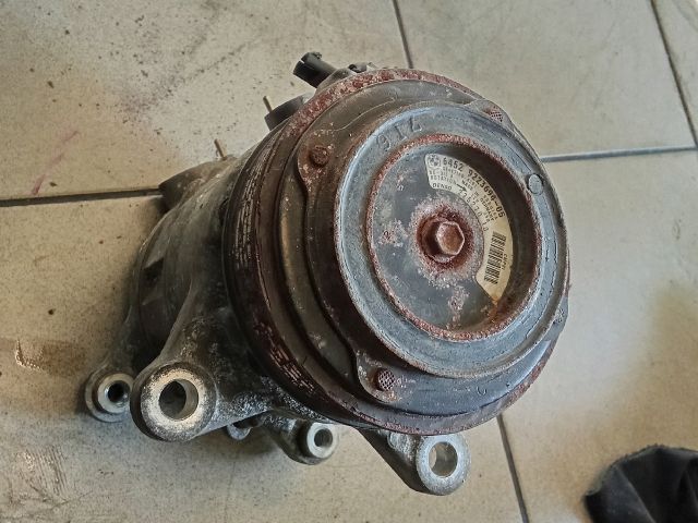 bontott BMW 5 F10 Klímakompresszor