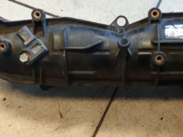 bontott BMW 5 F10 Szívó Cső