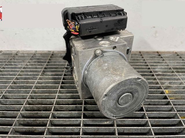 bontott BMW 5 F10 ABS Kocka