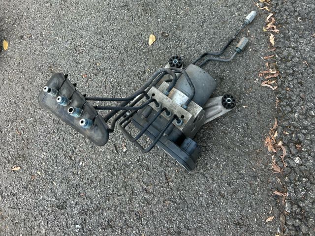 bontott BMW 5 F10 ABS Kocka