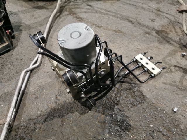 bontott BMW 5 F10 ABS Kocka