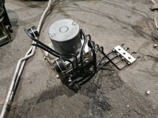 bontott BMW 5 F10 ABS Kocka