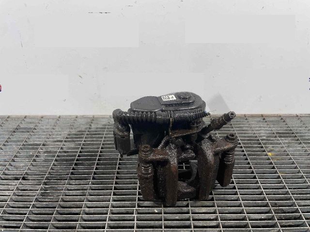 bontott BMW 5 F10 Bal hátsó Féknyereg Munkahengerrel