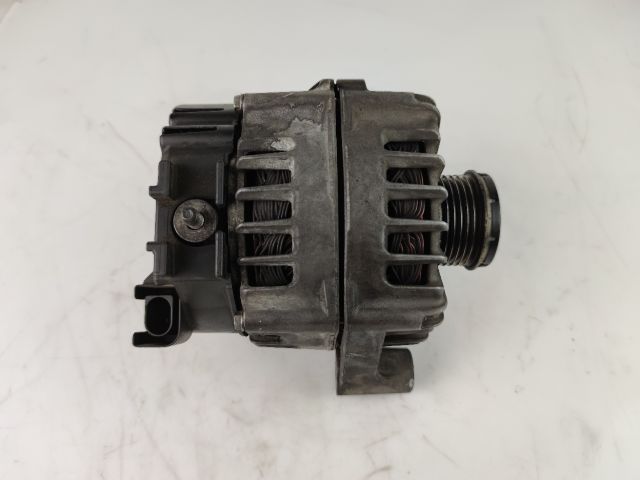 bontott BMW 5 F10 Generátor