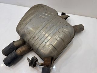 bontott BMW 5 F10 Hátsó Kipufogó Dob