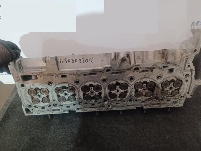 bontott BMW 5 F10 Hengerfej