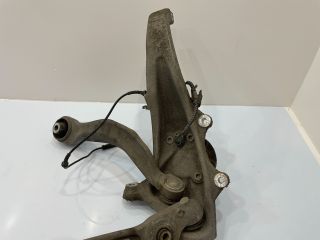 bontott BMW 5 F10 Jobb első Csonkállvány