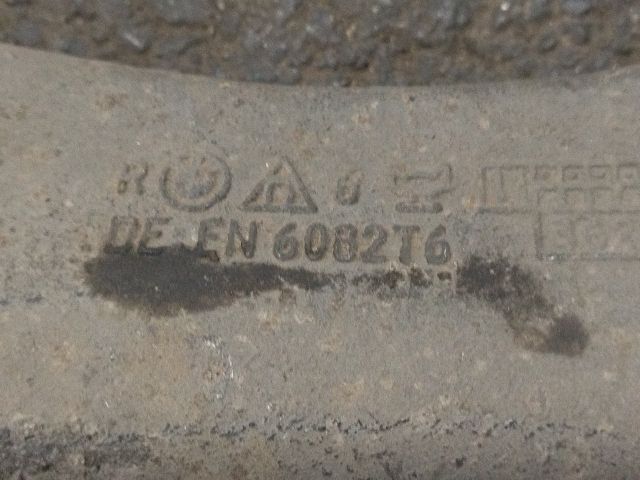 bontott BMW 5 F10 Jobb első Lengőkar