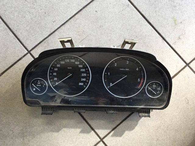 bontott BMW 5 F10 Kilométeróra