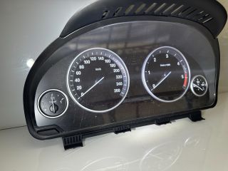 bontott BMW 5 F10 Kilométeróra