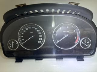 bontott BMW 5 F10 Kilométeróra