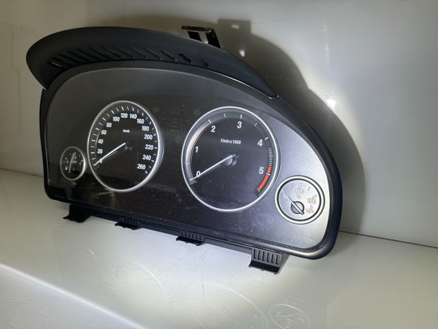 bontott BMW 5 F10 Kilométeróra