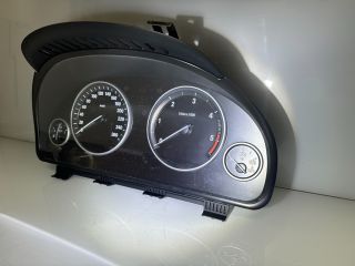 bontott BMW 5 F10 Kilométeróra