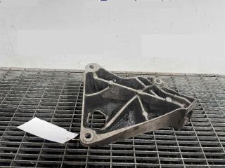 bontott BMW 5 F10 Motor Tartó Bak Bal