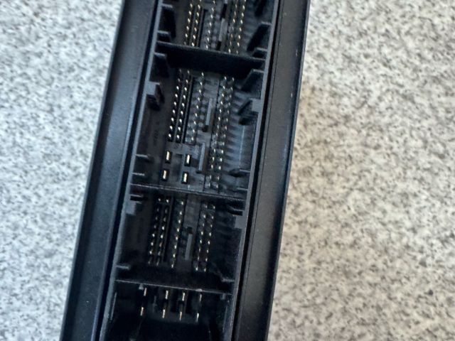 bontott BMW 5 F10 Motorvezérlő