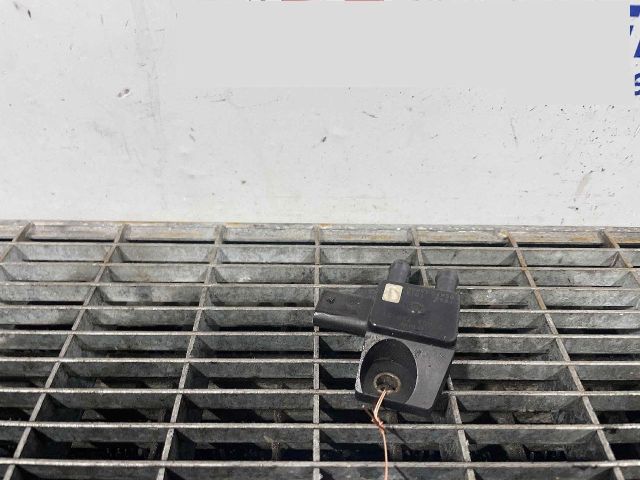 bontott BMW 5 F10 Részecskeszűrő Nyomásérzékelő