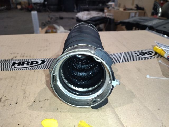 bontott BMW 5 F10 Turbócső