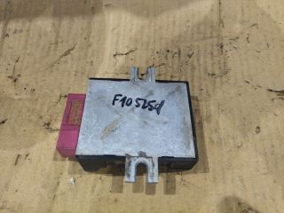 bontott BMW 5 F10 Üzemanyag Szivattyú Relé