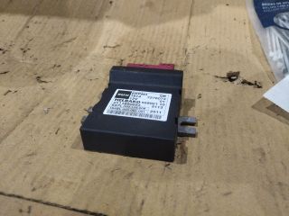 bontott BMW 5 F10 Üzemanyag Szivattyú Relé