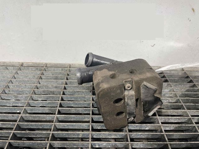 bontott BMW 5 F10 Vízpumpa