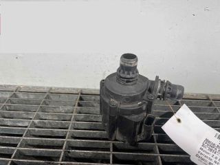 bontott BMW 5 F10 Vízpumpa