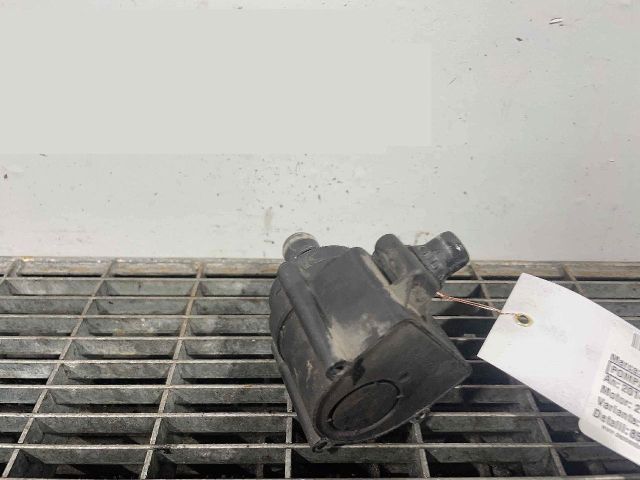 bontott BMW 5 F10 Vízpumpa