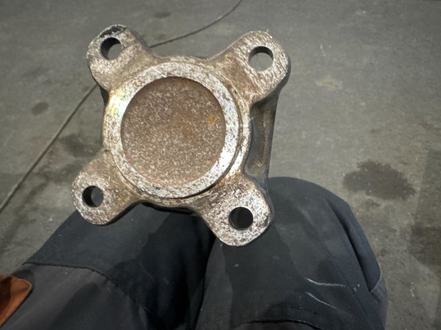 bontott BMW 5 F10 Kardántengely