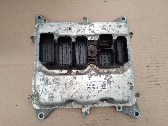 bontott BMW 5 F10 Motorvezérlő