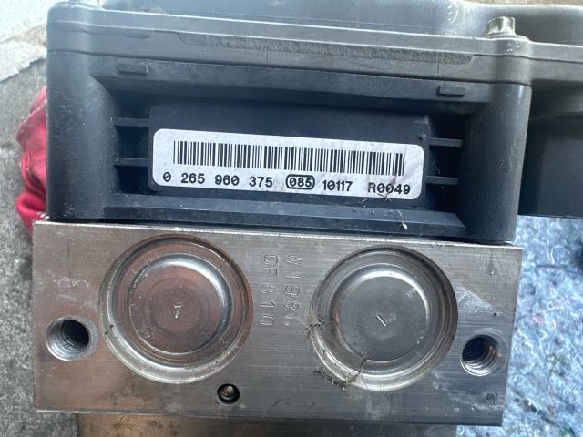 bontott BMW 5 F10 ABS Kocka