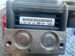 bontott BMW 5 F10 ABS Kocka