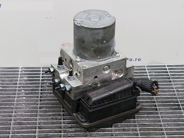 bontott BMW 5 F10 ABS Kocka