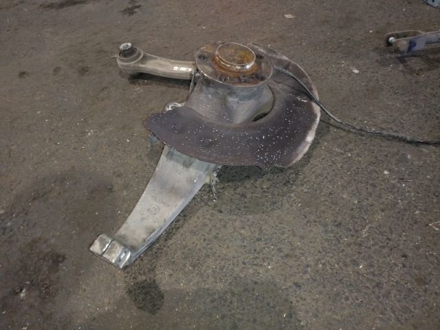 bontott BMW 5 F10 Bal első Csonkállvány Kerékaggyal