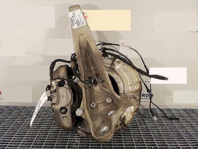 bontott BMW 5 F10 Bal első Csonkállvány