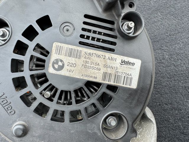 bontott BMW 5 F10 Generátor