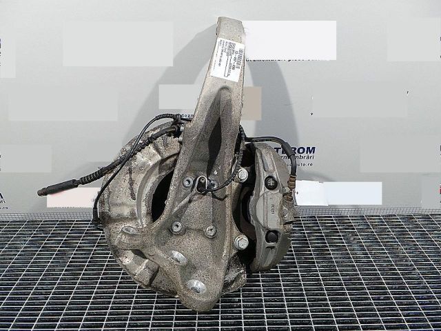 bontott BMW 5 F10 Jobb első Csonkállvány