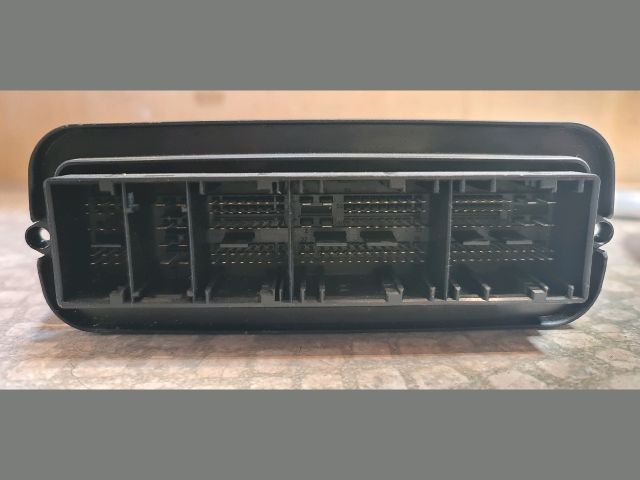 bontott BMW 5 F10 Motorvezérlő