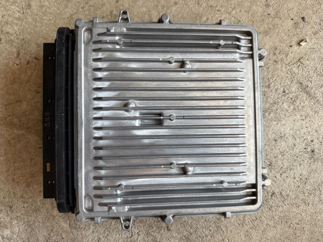 bontott BMW 5 F10 Motorvezérlő