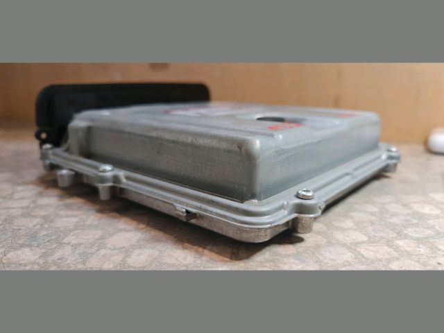 bontott BMW 5 F10 Motorvezérlő