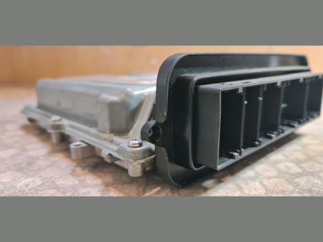 bontott BMW 5 F10 Motorvezérlő