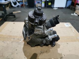 bontott BMW 5 F10 Nagynyomású Szivattyú