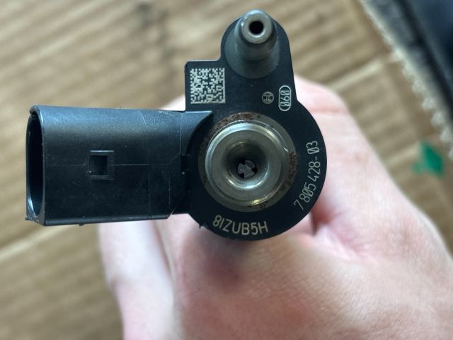 bontott BMW 5 F10 Porlasztó (1 db)