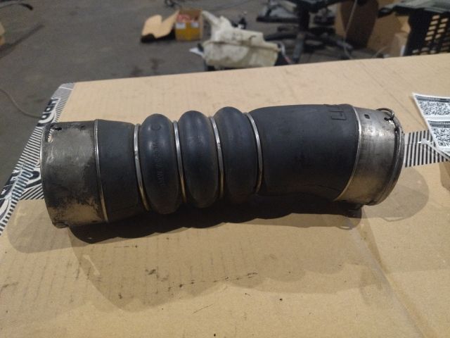 bontott BMW 5 F10 Turbócső