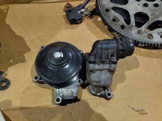 bontott BMW 5 F10 Vízpumpa