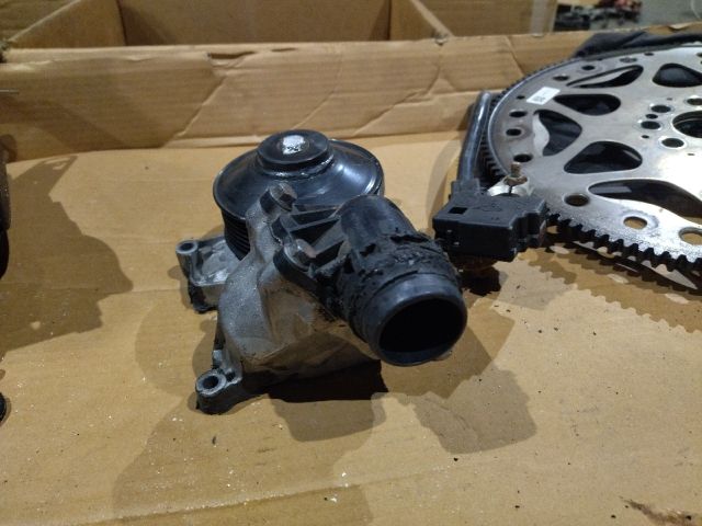 bontott BMW 5 F10 Vízpumpa