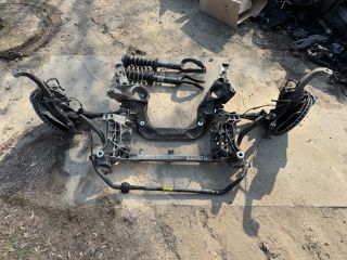 bontott BMW 5 F10 Első Futómű (Részeivel)