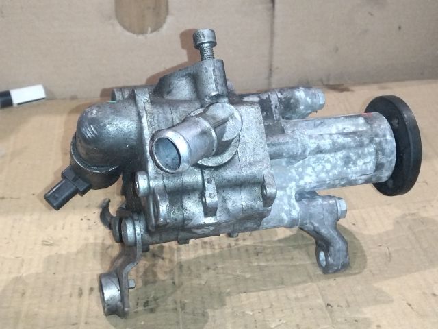 bontott BMW 5 F10 Kormányszervó Motor (Hidraulikus)