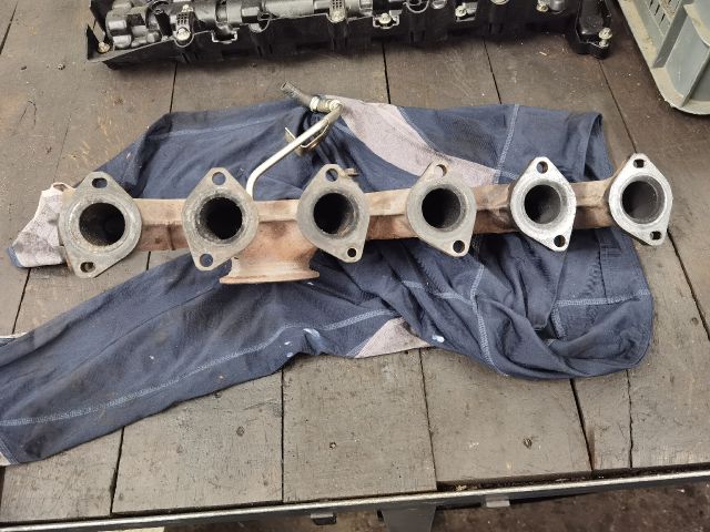 bontott BMW 5 F10 Leömlő (Soros)